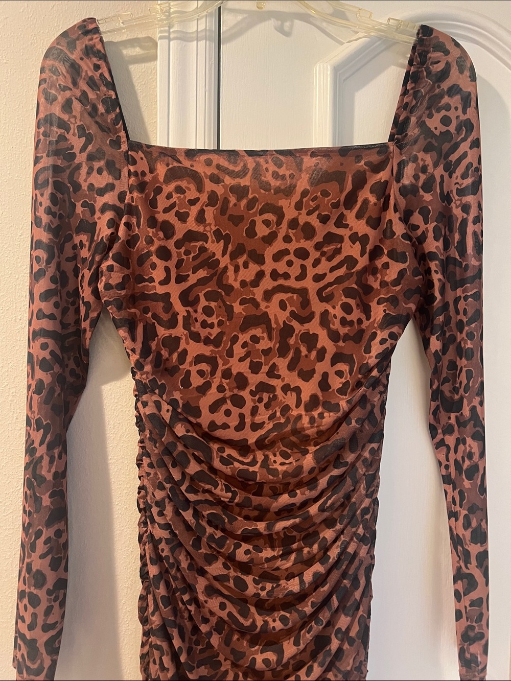 NWOT size S VENUS Brown Leopard-Print Long Sleeve Ruched Maxi Dress